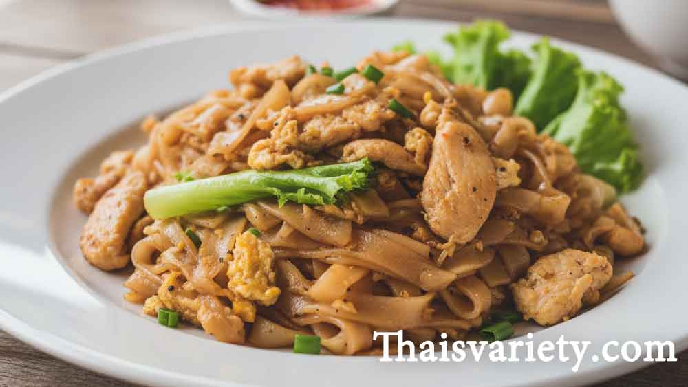 วิธีทำก๋วยเตี๋ยวคั่วไก่กระทะร้อน-สูตรอาหารตามสั่งหอมกลิ่นกระทะ